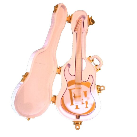 Rainbow High Doll Guitar with Case for Carmen Major Rockstar - Picture 1 of 8